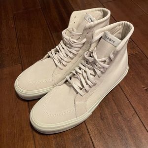 STRAYE High Top Shoes- Brand New! Size 11